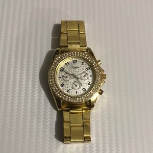 Dalas Golden Watch